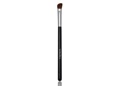 China Medium Angled Eye Shading Makeup Brush With Top-Grade Pure Pony Hair for sale