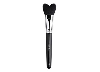 China Cute Heart Shape Nature Powder Makeup Brush With Luxury XGF Goat Hair for sale