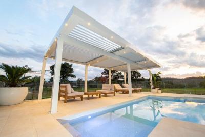 China Customized Outdoor Aluminium Pergola Shape Optional For Garden / Park for sale