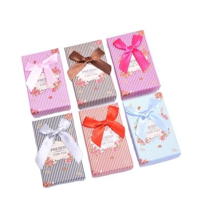 China Luxury Lady Classic Wholesale Accessories Jewelry Desktop Vintage Retro Packaging Paper Boxes With Color Ribbon For Jewelry Or Gift for sale