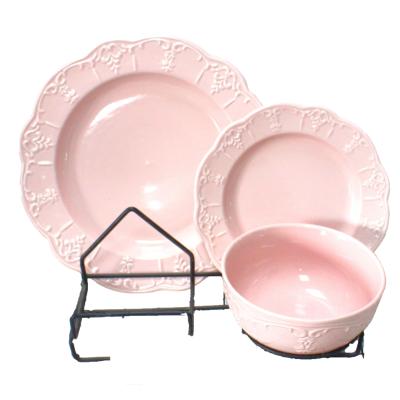 China Luxury Lotus Edge Sustainable 18 Pieces Embossed Pink Bone China Ceramic Porcelain Dinnerware Sets Dinner Set for sale