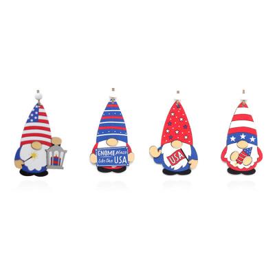 China Independence Day Gnome Disc American Flag Old Man Personalized Wooden Faceless Wooden Pendant Ornaments for sale