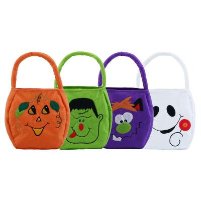 China Outdoor Halloween Decorations Display Candy Bags Embroidered Tote Bag Gift For Children 24*22*1CM for sale