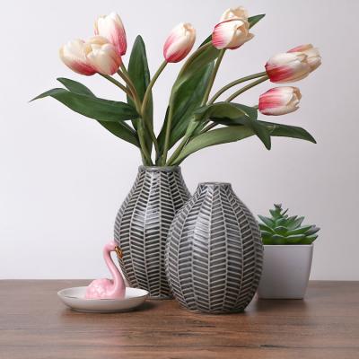 China Minimalist EAGLEGIFTS Small Flower Bud Vases Ceramic Porcelain Garden Decor Vase Nordic Modern Home Black Leaf Pattern Ceramic Vase for sale