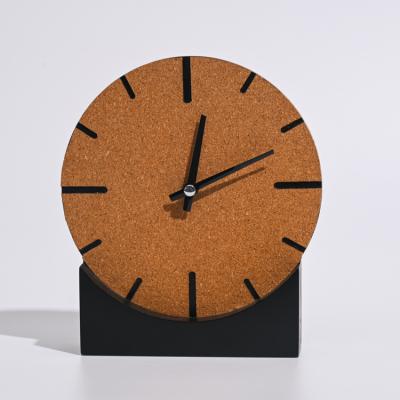 China New Art Deco EAGLEGIFTS 2022 Decoration Silent Creative Wooden Table Clock Living Room Unique Retro Gifts Home Small Desk Clock for sale