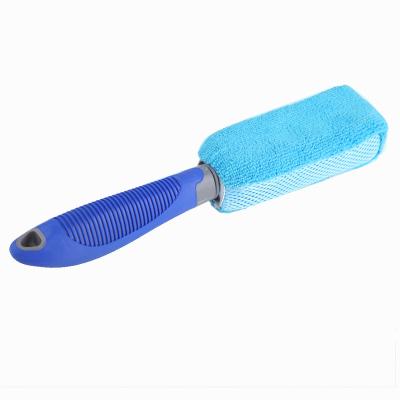 China Wheel Cleaning Ergonomic BSCI Factory 2-in-1 Car Wash Foam Brush for sale