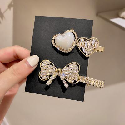 China Fashion Friendly Material Women's All-match Alloy Geometric Zircon Platypus Clip Hair Clip Hair Accessory for sale