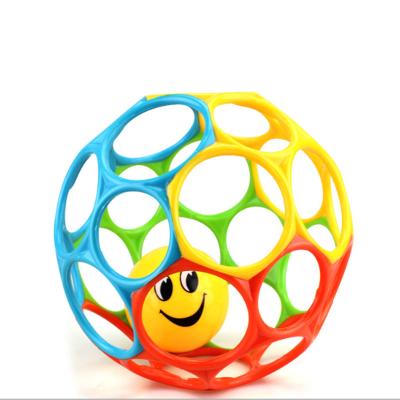 China Safety Breathable Hand Grip Fitness Safety Sensory Soft Oball Easy Grip With Holes Ratchet Ball For Kids for sale