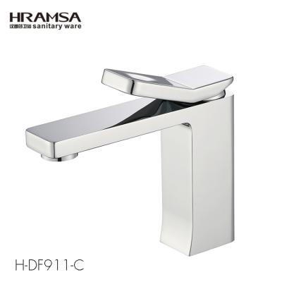 China Modern Design Handle Basin Faucet Bathroom Sink Luxury Brass Water Tap Single Basin Mixer Tap Copper Faucets For Washing Hand Basin for sale