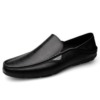 China Insulative 2022 Handmade Good Quality Italian Leather Men Training Shoes New Men Moccasin Workout Shoes Classic Black Casual Slip On Shoe for sale