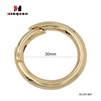 China Customized Reasonable Size Metal O Ring Trigger Clip Metal Door Clasp Spring Snap O Ring Made By Zinc Alloy for sale