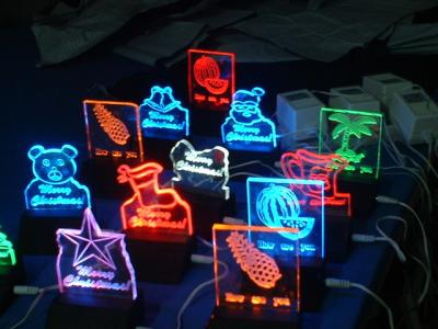 China RGB clear acrylic gift led edgelit sign board for decoration for sale