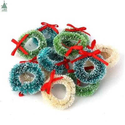 China Hanging Christamas Decoration Christmas Tree Decor 5 cm Mini Christmas Garlands With Bows for sale