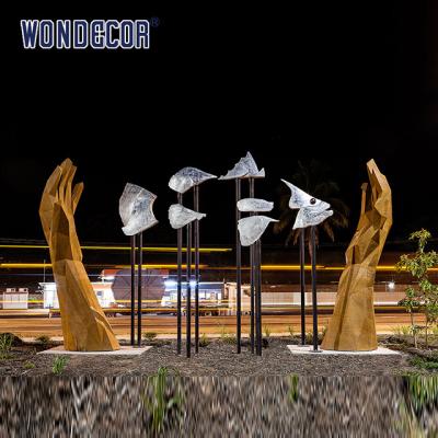 China Modern large-scale outdoor abstract geometric hand measurement weather resistant steel sculpture for sale