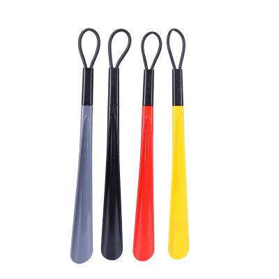 China High Quality Plastic Shoe Horn Wearing Shoeless Shoe Lifter Bending Shoe Handles Shoe Steaks Lazy People Wear Shoemakers for sale