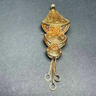 China Fashionable Arabic Hollow Big Allah 18k Gold Middle Eastern Muslim Pendant Plated Large Unisex Islamic Jewelry for sale