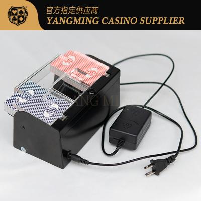 Chine Mis à niveau Anti-Jam Design silencieux Metal 2 Deck Poker Shuffler pour les jeux de casino Baccarat Club à vendre