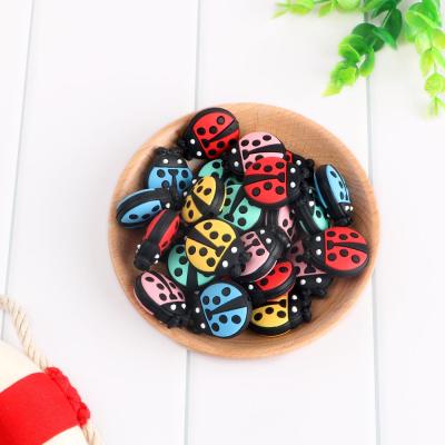 China Wholesale Sweet Fashion Necklace BPA Free Cute 5 Colors Ladybug DIY Shape Easy String Baby Silicone Beads for sale