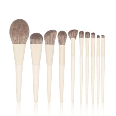 China Hot Selling Blending Flat Brush Amazon Face Eyeshadows Makeup Brushes Kabuki Brush for sale