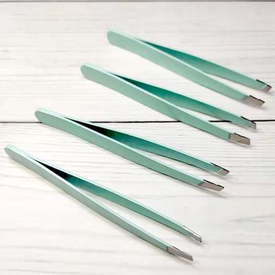 China Amazon Exclusive Oblique Tweezers Stainless Steel Eyebrow Tweezers Professional Beauty Tools for sale