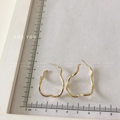 China S925 fashion silver needle silver needle temperament cloud girl simple line earrings for sale