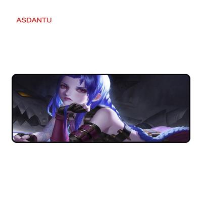 Cina Disegno di ragazza anime a colori personalizzati Stampa Xl Xxl Grandi gomma antiscivolo computer mouse pad non tossico in vendita