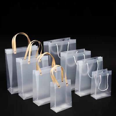 China Transparent PP Plastic Gift Bag with Hot Pressing and Machine Sewing Workmanship for sale