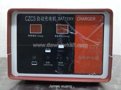 China Shineng CZC5 12V 50A Intelligent High Frequency Battery Charger maintenance-free battery for sale