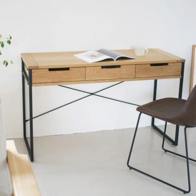 China Foldable Metal Wood Surface Dinning Table for Office Needs in Northern Europe Style for sale