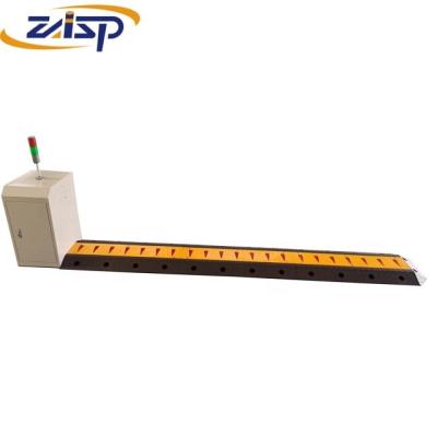 China Pavement Safety Road Physical Security Barrier Durable Customized Color Spikes Speed ​​Bump Tire Killer for sale