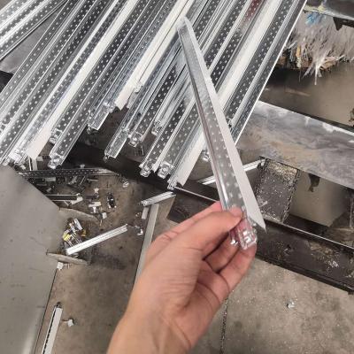 China High dtrength/anti-corrosion/waterproof/beautity bar components T grid ceiling T factory price for sale