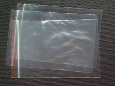 China Bolso claro transparente de la bolsa de poliéster plástica ZipLock que se puede volver a sellar del LDPE para la camiseta en venta