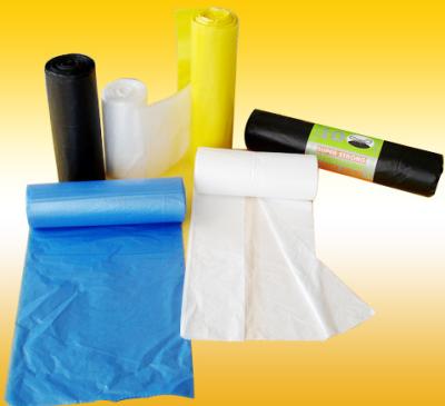 China Yellow Plastic biodegradable garbage bags , durable recycling poly bag for sale