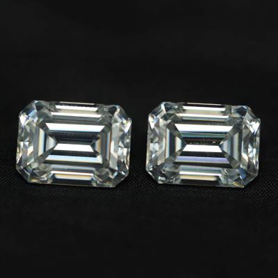 China Color Play or VVS1 Fire Clarity White Emerald Cut Loose Moissanite Stones for sale