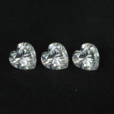 China Fire Factory Price Color Play or Wholesale DEF Color VVS Heart Shape Loose Moissanite Stone for sale