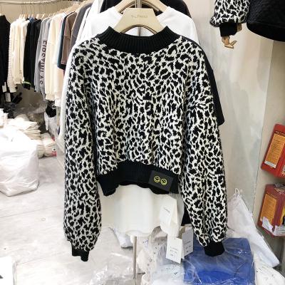 China Anti-wrinkle Leopard Crewneck Pullover Women's Sweater for sale