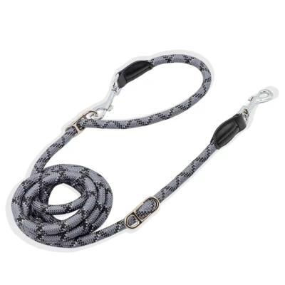 China 2022 Amazon Sustainable Hot Selling 2.6 Meters Double End Reflective Multifunctional Hound Rope for sale