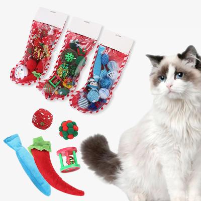 China Sustainable 10pcs Mouse Merry Christmas Gift For Pets Cat Chew Toys Package With Bell for sale