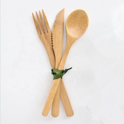 China Eco-Friendly Wholesale Biodegradable 100% Compostable Disposable Travel Cutlery Wooden Spoon Knife Set Fork Bamboo Cutlery for sale