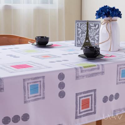 中国 Oilproof High Quality Waterproof Polyester Printed Tablecloth 販売のため