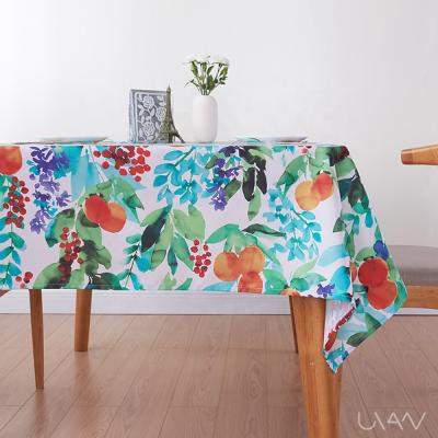 China Oilproof MOQ 50 Oilproof Wholesale Waterproof Home Dining Polyester Tablecloth for sale