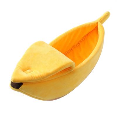 China Breathable Wholesale Goods Banana Boat Plush Sleep Dog Cat Bed Fluffy Warm Pet for sale