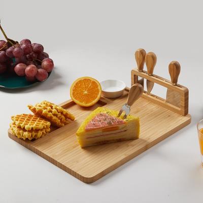 China Sustainable Bamboo Cheese Board with 4 PCS Stainless Steel Cutting Knives for sale