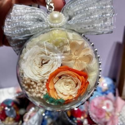 China Preserved Natural Stem Natural Fresh Rose Rose Car Hanging Decorative Rose In Acrylic Gift Box Real Eternal Flower Head For Christmas Valentine's Day for sale