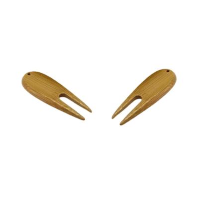 China HOT SALES OEM SALES Manufacturer Golf Digging/Golf Course Durable Bamboo Golf Digging Tool Customized Golf Digging Tool for sale