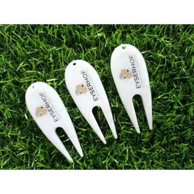 China Accept Customed Plastic Line Personality Logo Blank Golf Tee Ball Marker 1 (70mm) Digging Tool for sale