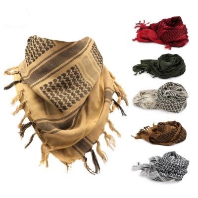 China Outdoor Windproof Cotton Scarf Arabic Scarf Arabe Tactical Towel Square Scarf for Men, Men Scarf Arabe for sale