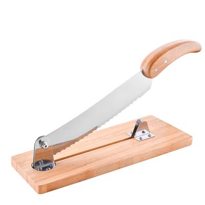 China RUITAI Sustainable Stainless Steel Serrated Bamboo Bread Cutter Knife Bread Slicer for sale