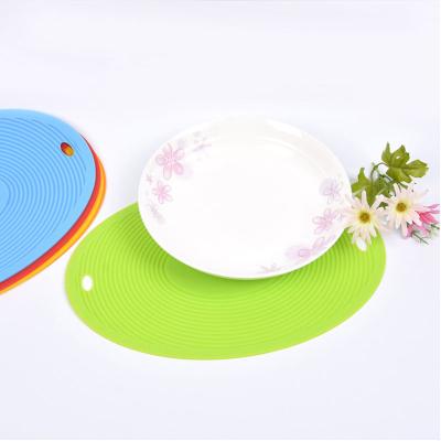 China Viable Silicone Heat Resistant Place Mat For Dinner Table Bpa Free Heat Resistant Home Kitchen Silicone Table Place Mat For Bowls for sale