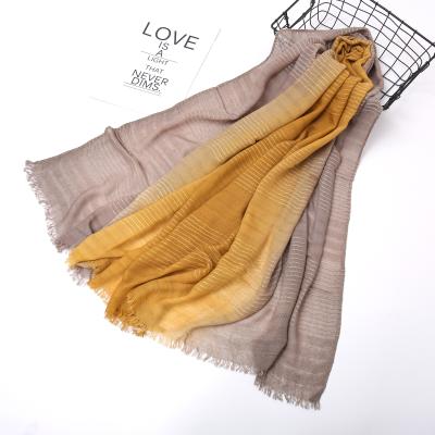 China Multicolor Gradient Soft Soft Feeling Shiny Line Cotton Muslim Hijab Fashion Scarf for sale